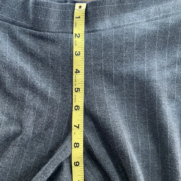 Zara flared grey striped pants with hook&eye embellishments,fun and tren… - Picture 3 of 8